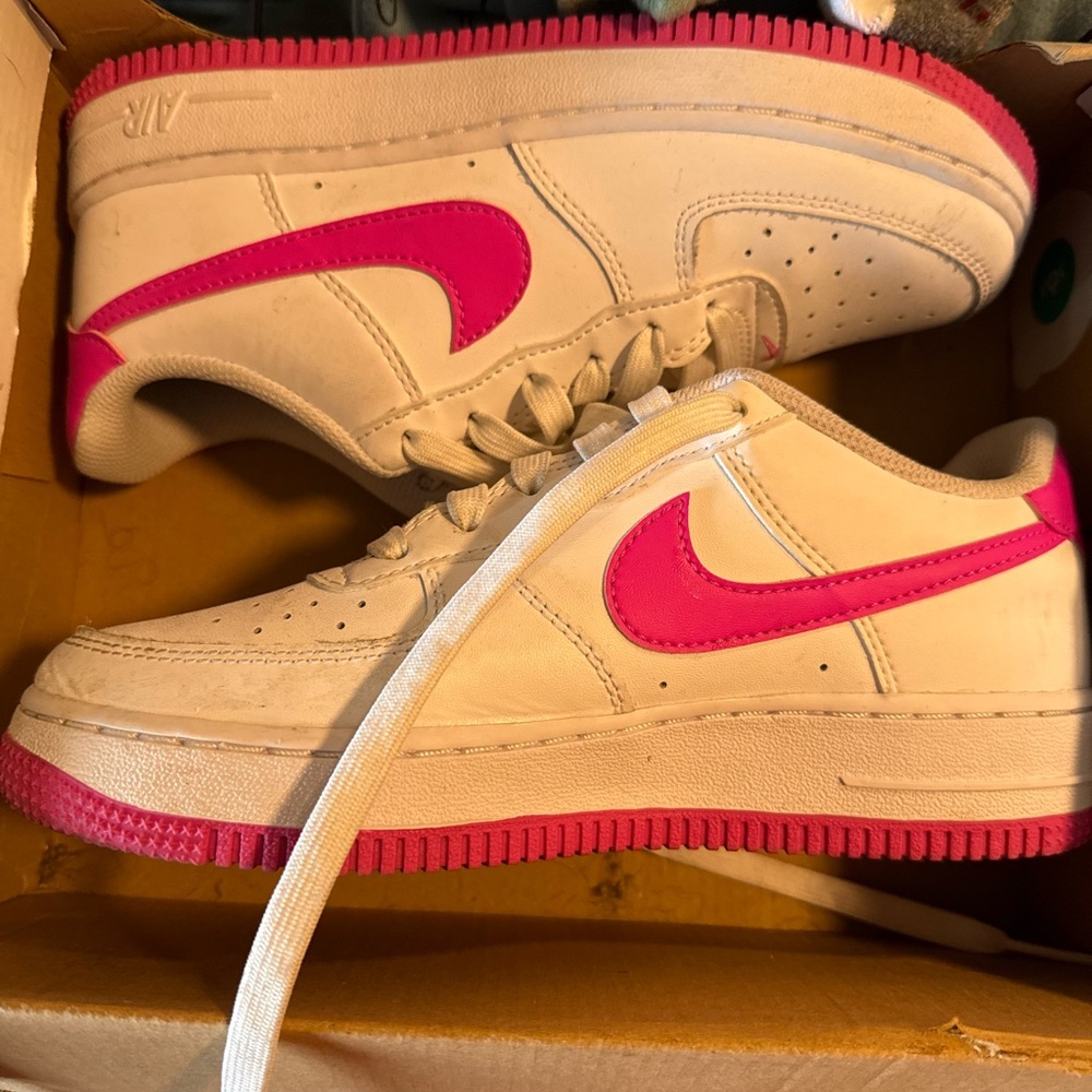Nike Air White and Pink Sneakers